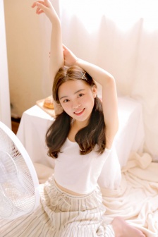月亮与乳房